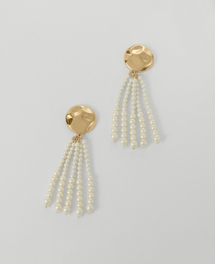 Pearlized Metal Circle Tassel Earrings