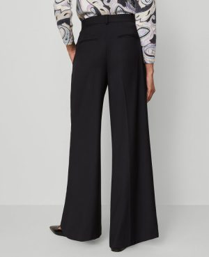 The Modern Wide-Leg Trouser